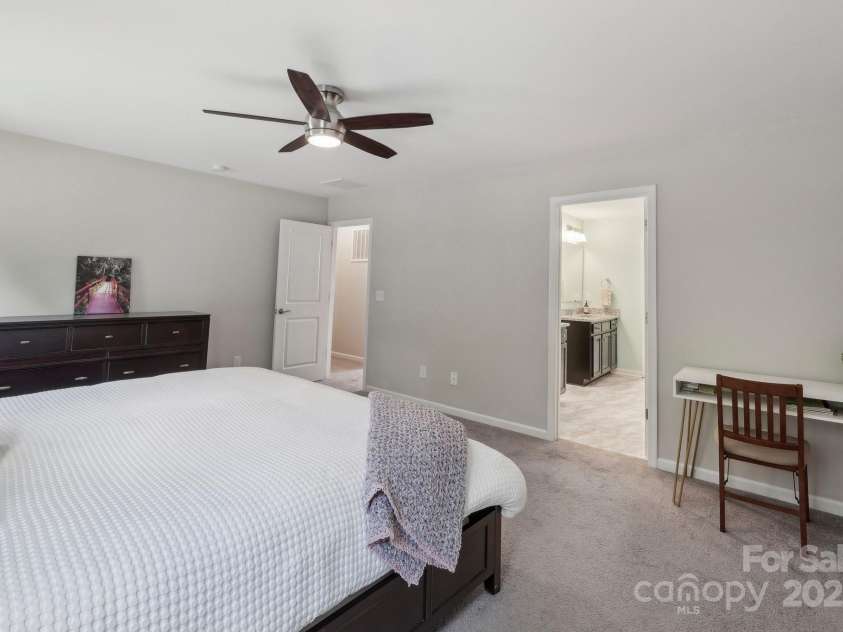 3218 Gilroy Drive, Fort Mill, SC 29707.  MLS# CAR4257644, YatesRealty ID 16814. 