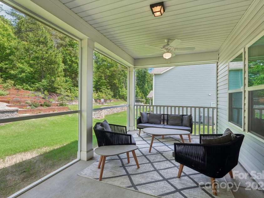 3218 Gilroy Drive, Fort Mill, SC 29707.  MLS# CAR4257644, YatesRealty ID 16814. 