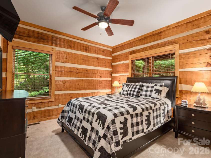 37 Grinnin Sun Road, Burnsville, NC 28714.  MLS# CAR4352768, YatesRealty ID 16816. 