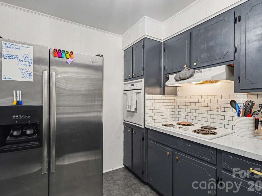 371 Sharon School Road, Statesville, NC 28677.  MLS# CAR4372823, YatesRealty ID 16817. 