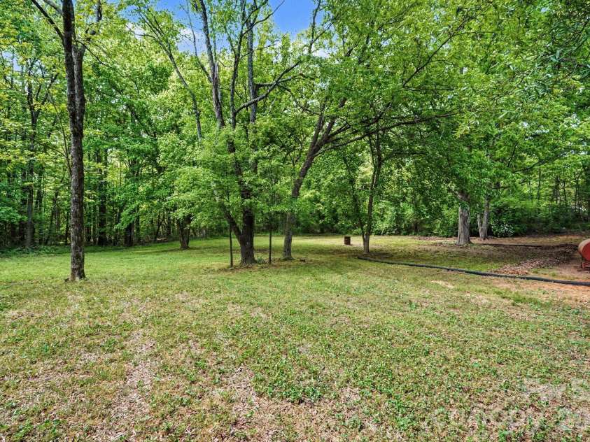 371 Sharon School Road, Statesville, NC 28677.  MLS# CAR4372823, YatesRealty ID 16817. 