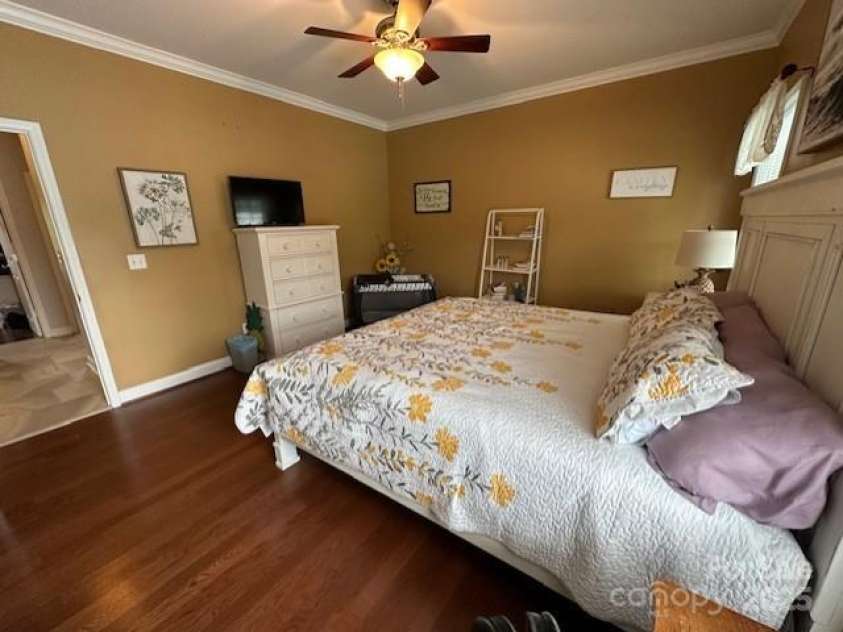 111 Brookview Drive, Shelby, NC 28152.  MLS# CAR4263794, YatesRealty ID 16818. Master #2