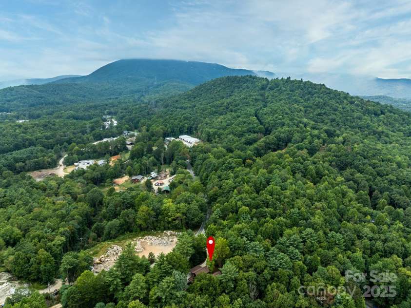 17200 Rosman Highway, Lake Toxaway, NC 28747.  MLS# CAR4183783, YatesRealty ID 16819. Surrounded by mountain scape