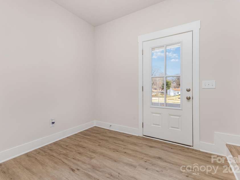 106 Silverwood Court, Mooresville, NC 28115.  MLS# CAR4331821, YatesRealty ID 1682. 