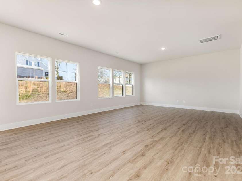 106 Silverwood Court, Mooresville, NC 28115.  MLS# CAR4331821, YatesRealty ID 1682. 