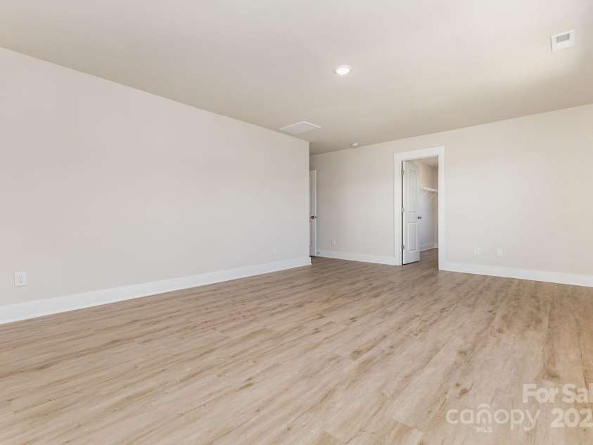 106 Silverwood Court, Mooresville, NC 28115.  MLS# CAR4331821, YatesRealty ID 1682. 