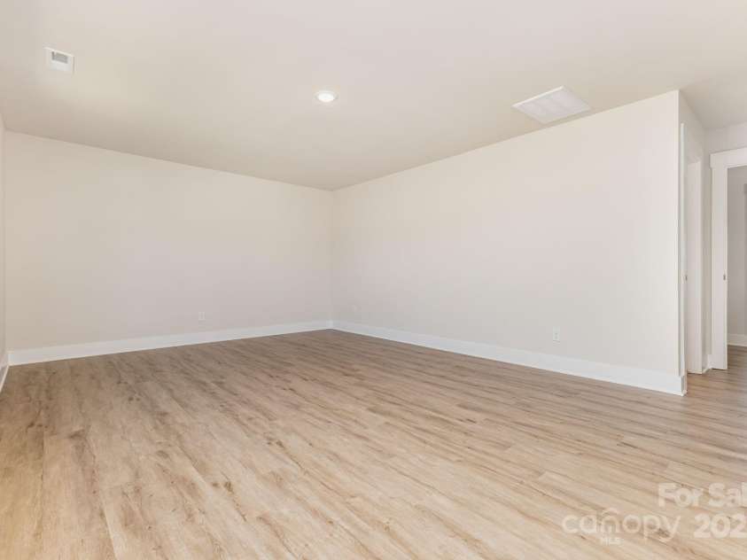 106 Silverwood Court, Mooresville, NC 28115.  MLS# CAR4331821, YatesRealty ID 1682. 