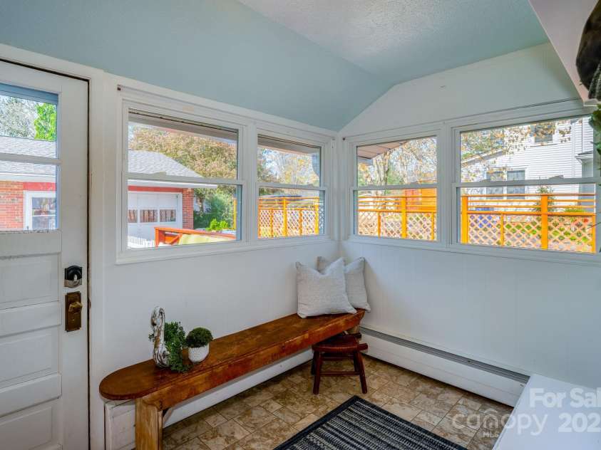 273 Main Street, Brevard, NC 28712.  MLS# CAR4246102, YatesRealty ID 16821. 