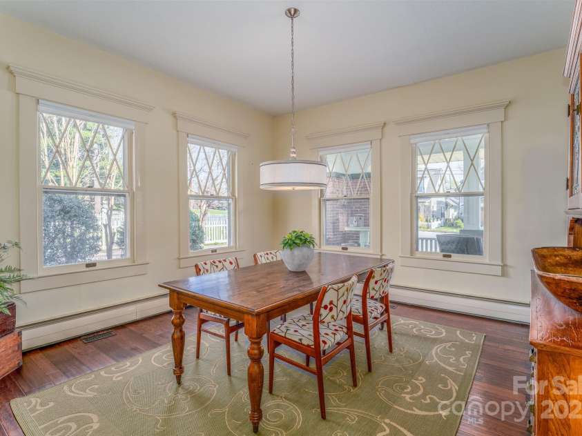 273 Main Street, Brevard, NC 28712.  MLS# CAR4246102, YatesRealty ID 16821. 