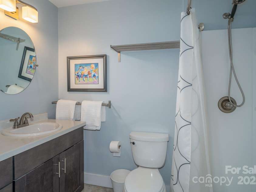 273 Main Street, Brevard, NC 28712.  MLS# CAR4246102, YatesRealty ID 16821. 