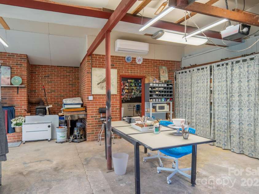 273 Main Street, Brevard, NC 28712.  MLS# CAR4246102, YatesRealty ID 16821. 