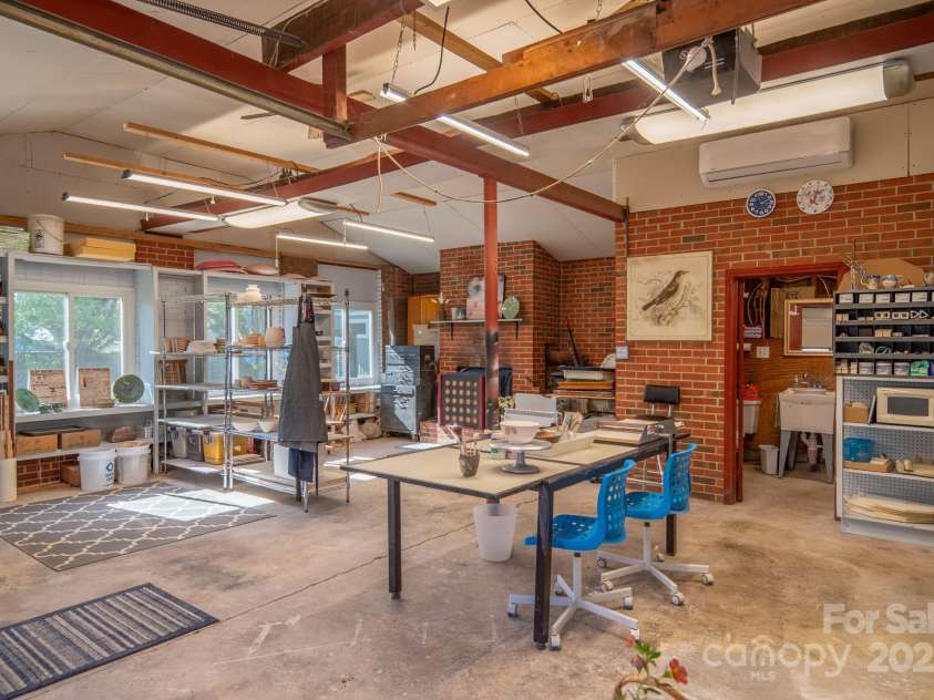 273 Main Street, Brevard, NC 28712.  MLS# CAR4246102, YatesRealty ID 16821. 