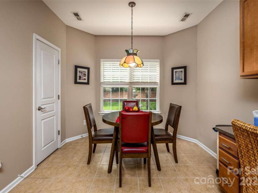 19539 Denae Lynn Drive, Cornelius, NC 28031.  MLS# CAR4258407, YatesRealty ID 16822. 