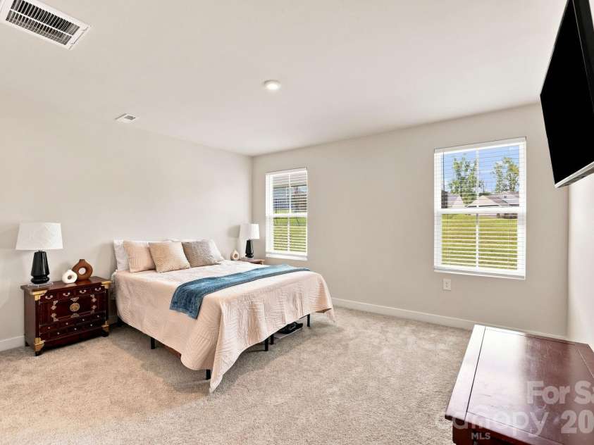 621 Grandiflora Avenue, Lancaster, SC 29720.  MLS# CAR4397110, YatesRealty ID 16823. Primary bedroom