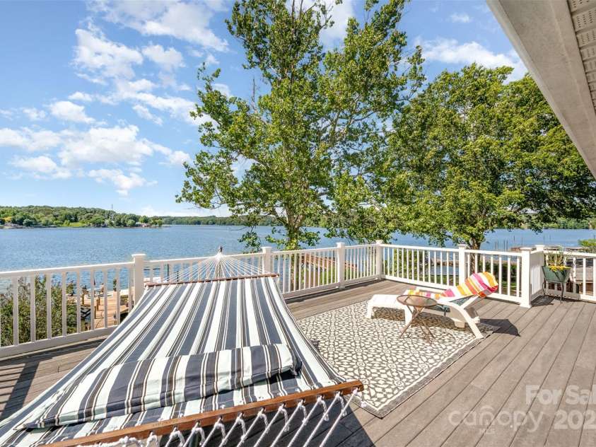 4586 Doctor Drive, Catawba, NC 28609.  MLS# CAR4263559, YatesRealty ID 16824. 