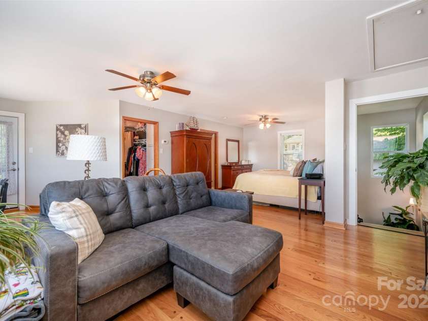 4586 Doctor Drive, Catawba, NC 28609.  MLS# CAR4263559, YatesRealty ID 16824. Primary Bedroom