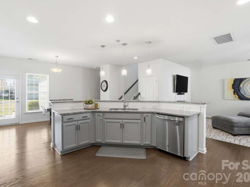 6078 Cloverdale Drive, Tega Cay, SC 29708.  MLS# CAR4360385, YatesRealty ID 16824. 