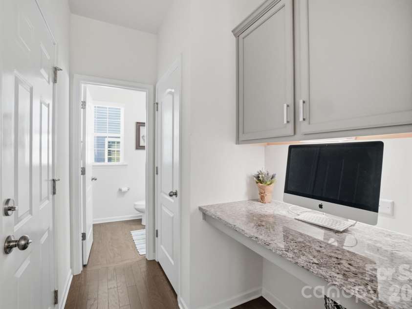 6078 Cloverdale Drive, Tega Cay, SC 29708.  MLS# CAR4360385, YatesRealty ID 16824. 