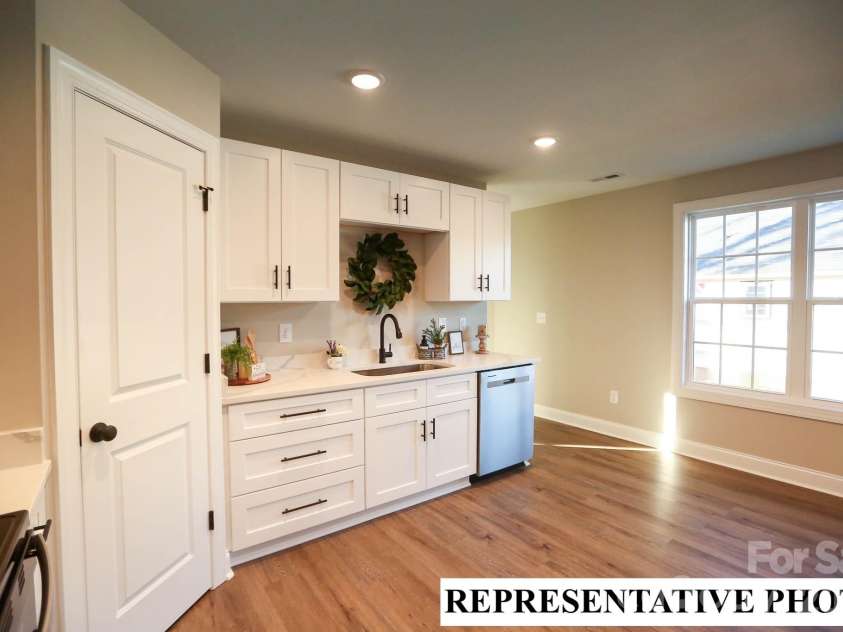 2673 Brady Avenue, Kannapolis, NC 28083.  MLS# CAR4374370, YatesRealty ID 16825. 