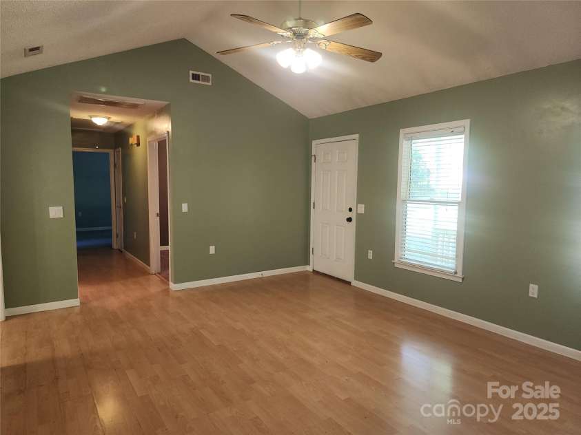 4409 Homestead Road, Rock Hill, SC 29732.  MLS# CAR4255629, YatesRealty ID 16826. LR