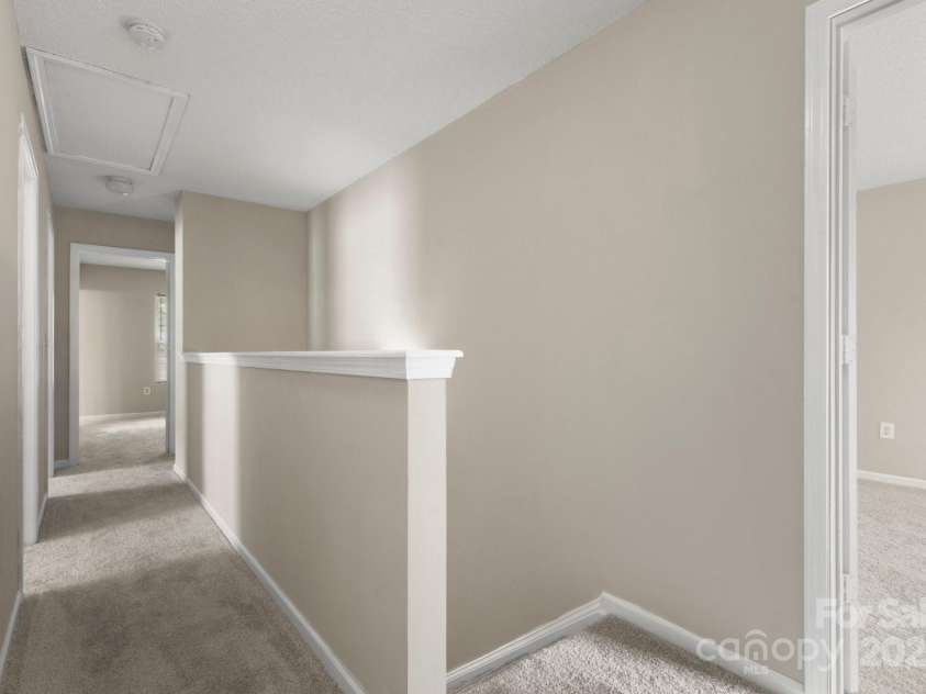 14010 Pinyon Pine Lane, Charlotte, NC 28215.  MLS# CAR4255279, YatesRealty ID 16827. 