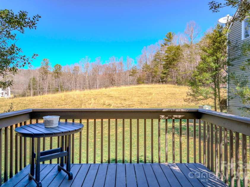 1A Lynx Drive, Black Mountain, NC 28711.  MLS# CAR4234448, YatesRealty ID 16828. 