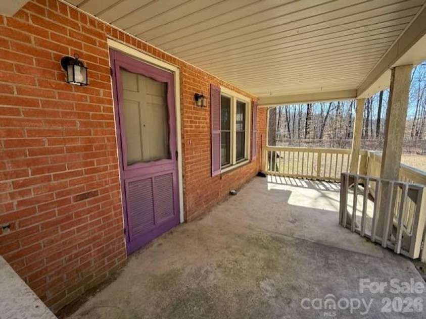 2041 Clyde Street, Dallas, NC 28034.  MLS# CAR4346184, YatesRealty ID 1683. 