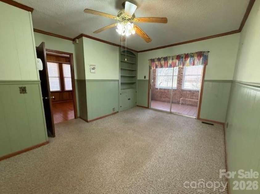 2041 Clyde Street, Dallas, NC 28034.  MLS# CAR4346184, YatesRealty ID 1683. 