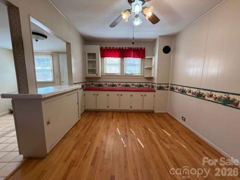 2041 Clyde Street, Dallas, NC 28034.  MLS# CAR4346184, YatesRealty ID 1683. 
