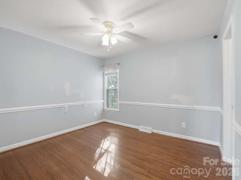 814 Twin Oaks Road, Davidson, NC 28036.  MLS# CAR4360259, YatesRealty ID 16830. Bedroom 4 has attached half bath