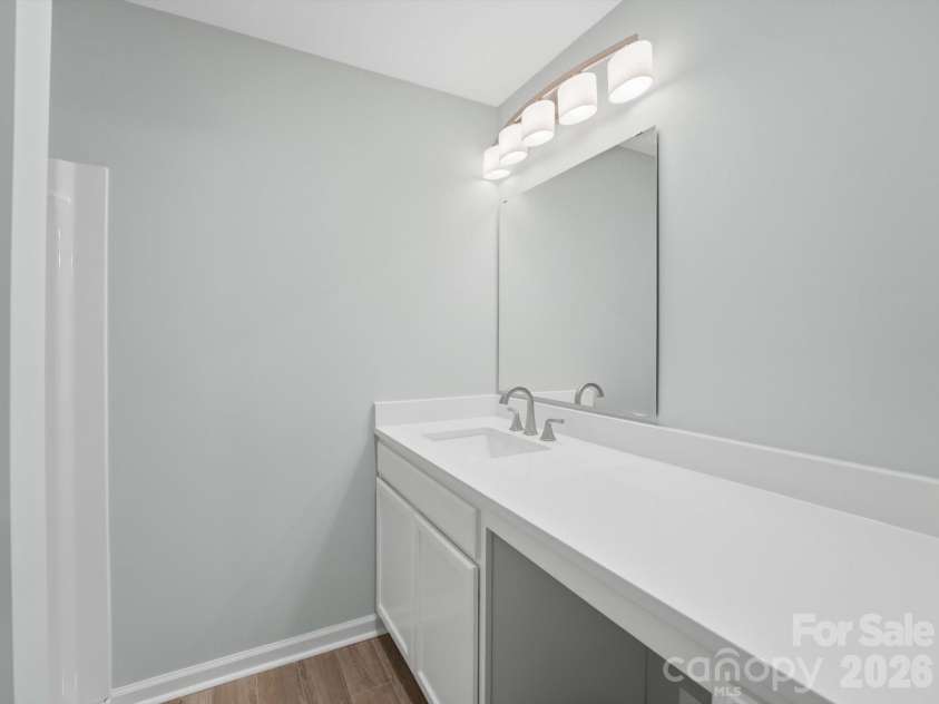 814 Twin Oaks Road, Davidson, NC 28036.  MLS# CAR4360259, YatesRealty ID 16830. Primary bathroom