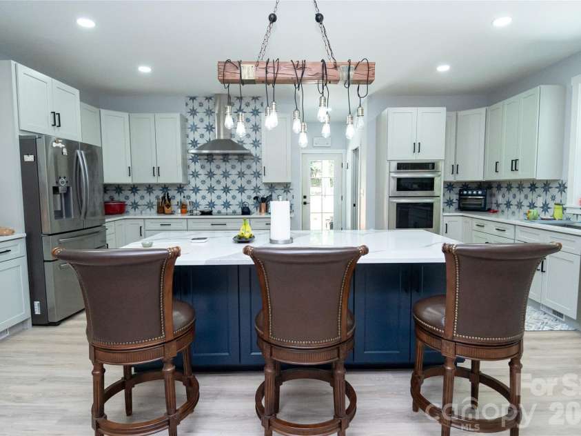 2371 Paradise Harbor Drive, Connelly Springs, NC 28612.  MLS# CAR4369476, YatesRealty ID 16831. 