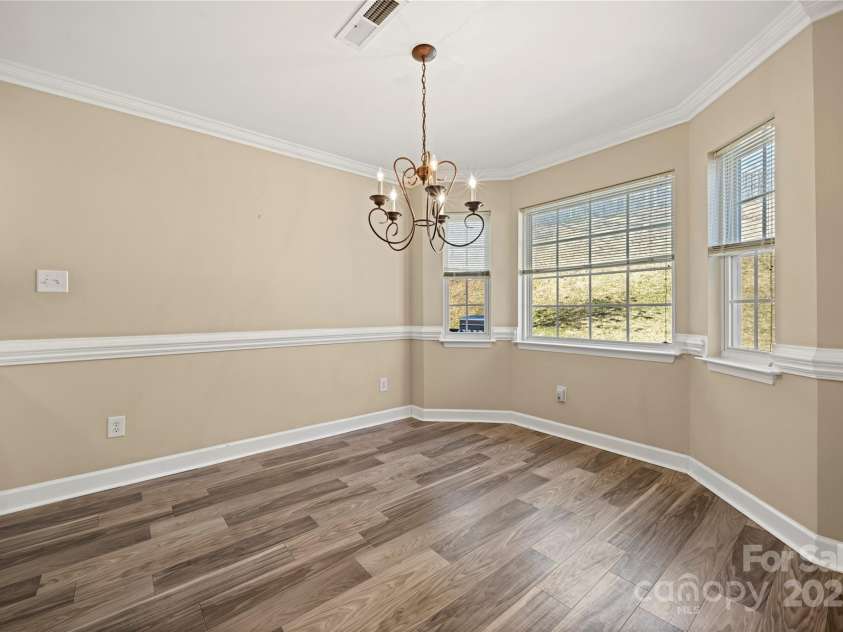 304 Valley Brook Lane, Concord, NC 28025.  MLS# CAR4230747, YatesRealty ID 16831. 