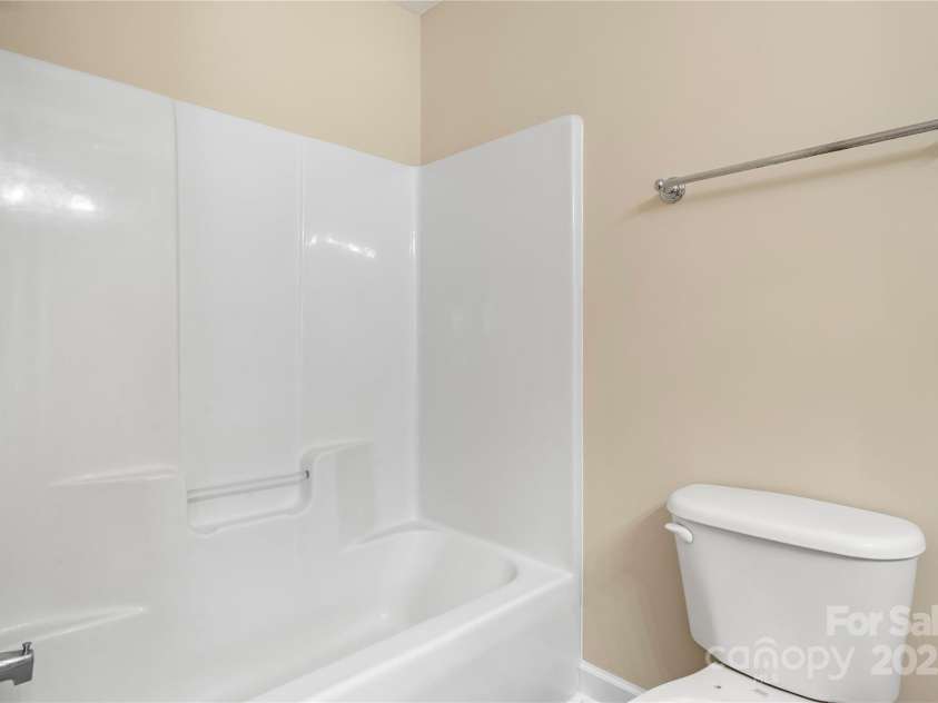 304 Valley Brook Lane, Concord, NC 28025.  MLS# CAR4230747, YatesRealty ID 16831. 