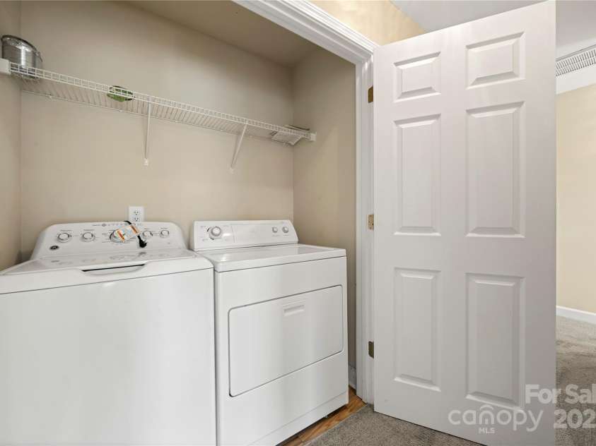 304 Valley Brook Lane, Concord, NC 28025.  MLS# CAR4230747, YatesRealty ID 16831. 