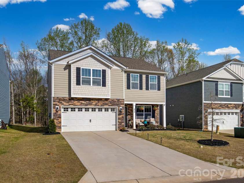 373 Court House Avenue, York, SC 29745.  MLS# CAR4358100, YatesRealty ID 16832. 