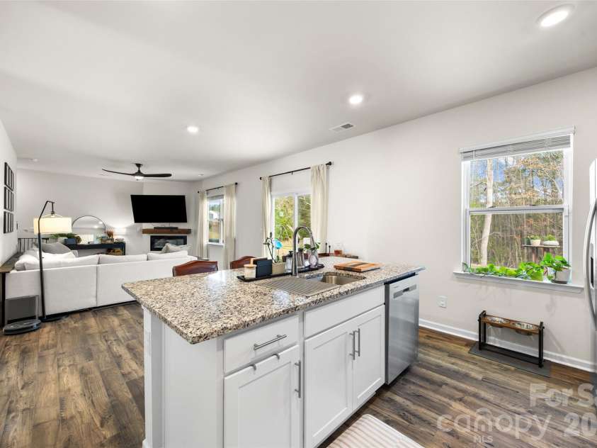 373 Court House Avenue, York, SC 29745.  MLS# CAR4358100, YatesRealty ID 16832. 