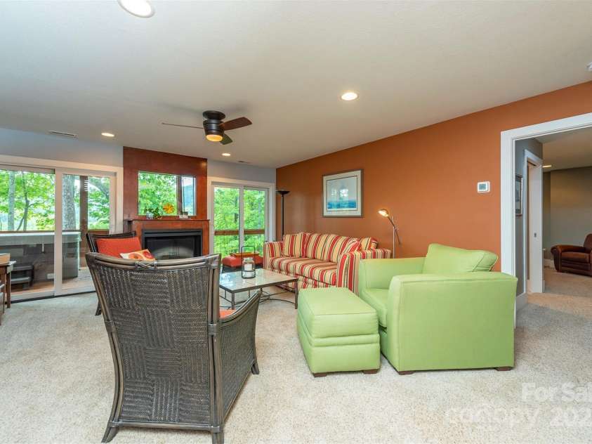 201 Ruffed Grouse Lane, Waynesville, NC 28786.  MLS# CAR4257615, YatesRealty ID 16833. 