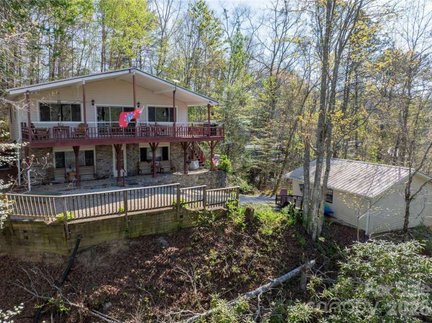 344 Pine Ridge Trail, Almond, NC 28702.  MLS# CAR4370867, YatesRealty ID 16833. 