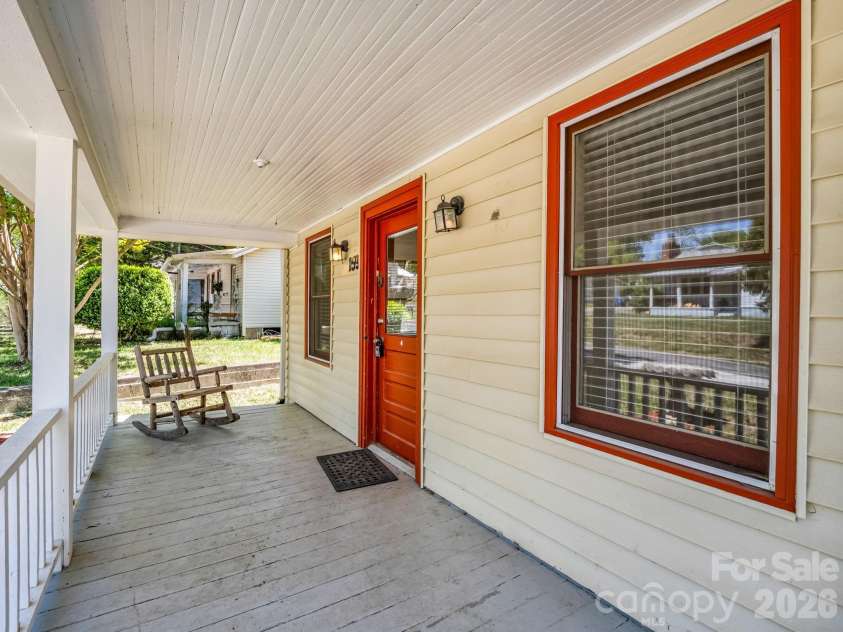 159 Onteora Boulevard, Asheville, NC 28803.  MLS# CAR4370982, YatesRealty ID 16834. Covered front porch