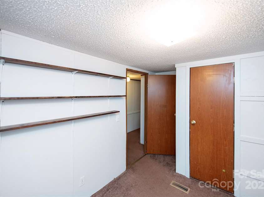 475 Dot Faris Road, Catawba, SC 29704.  MLS# CAR4255429, YatesRealty ID 16834. Bedroom 3