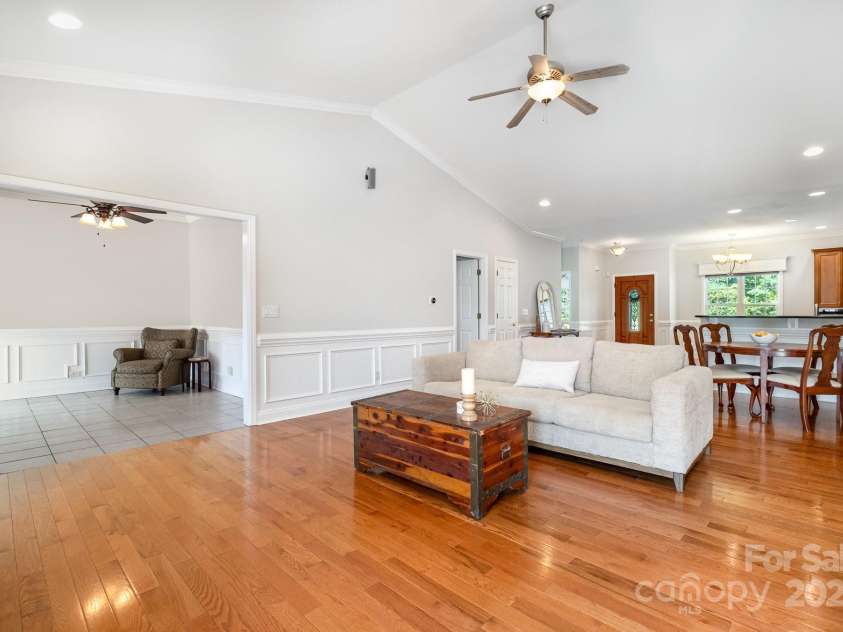 115 Meadow Lake Drive, Salisbury, NC 28146.  MLS# CAR4261028, YatesRealty ID 16835. 