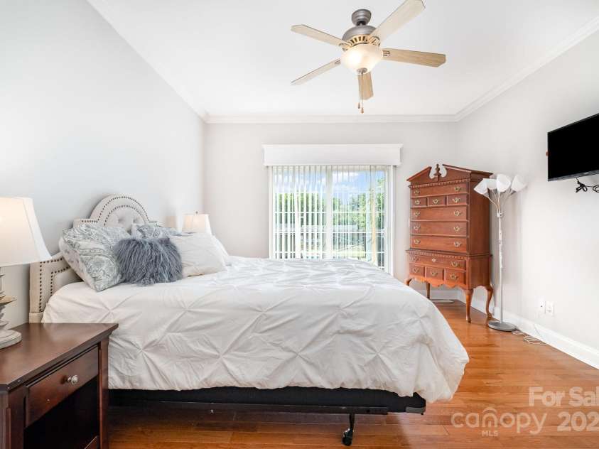 115 Meadow Lake Drive, Salisbury, NC 28146.  MLS# CAR4261028, YatesRealty ID 16835. 