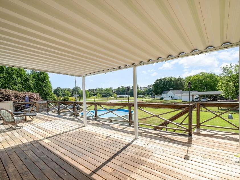 115 Meadow Lake Drive, Salisbury, NC 28146.  MLS# CAR4261028, YatesRealty ID 16835. 