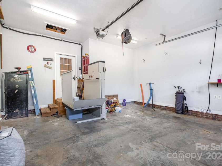 115 Meadow Lake Drive, Salisbury, NC 28146.  MLS# CAR4261028, YatesRealty ID 16835. 