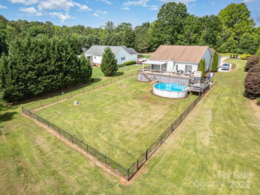 115 Meadow Lake Drive, Salisbury, NC 28146.  MLS# CAR4261028, YatesRealty ID 16835. 