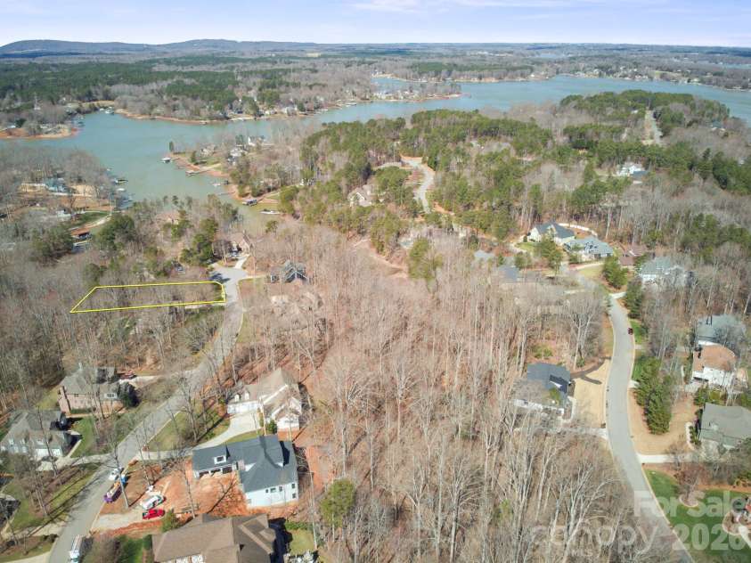 7656 Juniper Lane, Denver, NC 28037.  MLS# CAR4375574, YatesRealty ID 16835. 