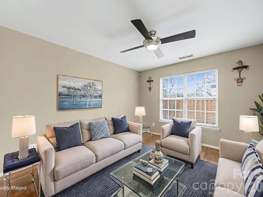 5963 Moose Lane, Charlotte, NC 28269.  MLS# CAR4340652, YatesRealty ID 16839. 