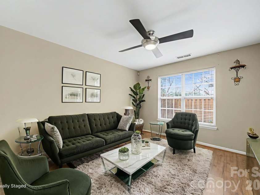 5963 Moose Lane, Charlotte, NC 28269.  MLS# CAR4340652, YatesRealty ID 16839. 