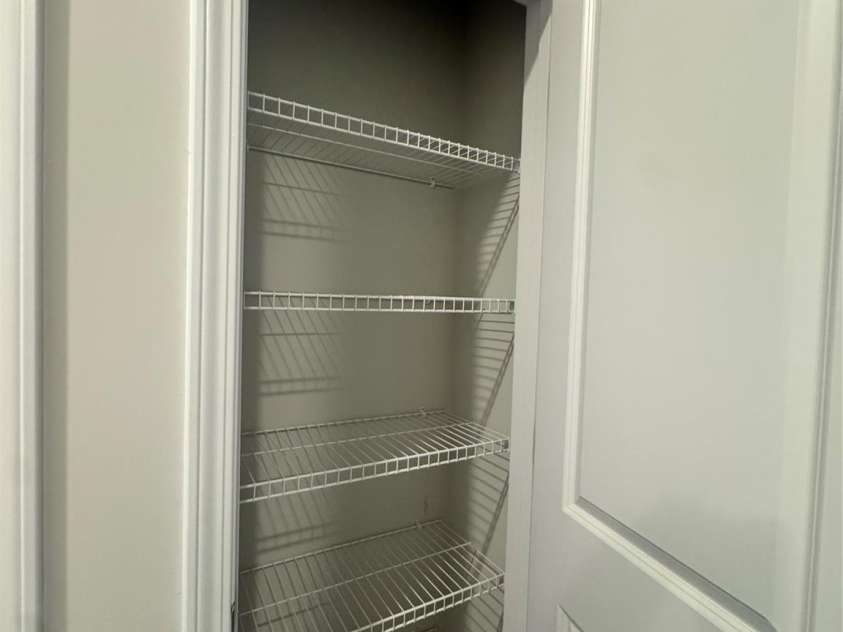 713 Inwood Hill Drive, Gastonia, NC 28056.  MLS# CAR4234423, YatesRealty ID 16839. Linen closet